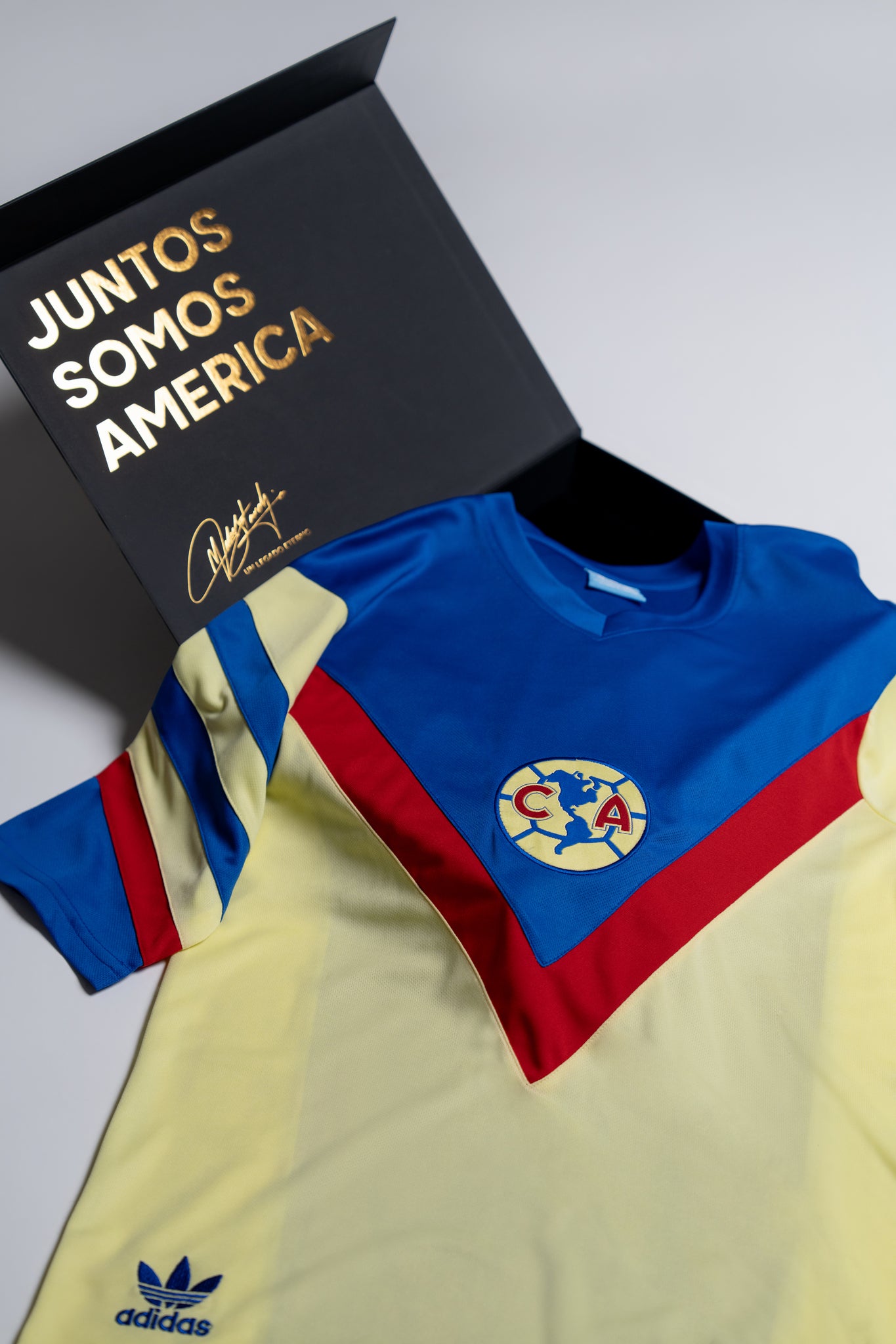 1985 CLUB AMERICA PRIMERA EQUIPACIÓN